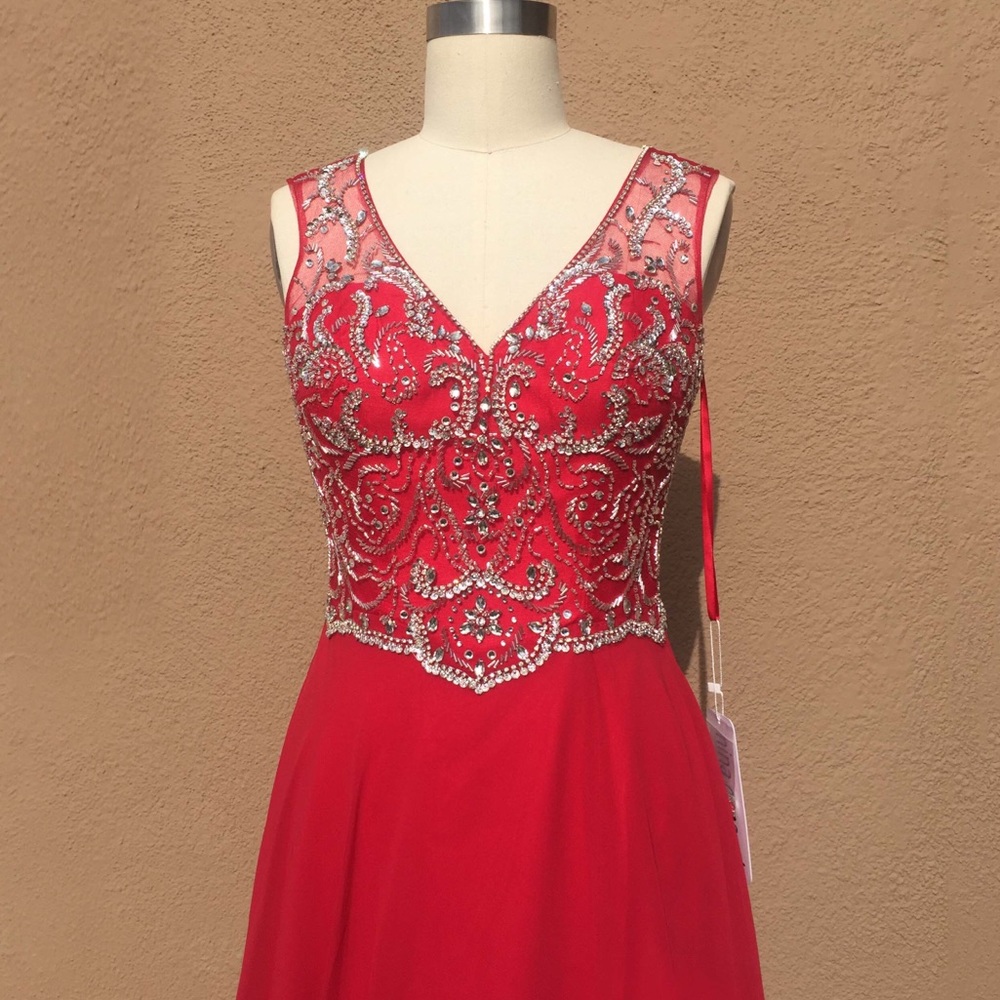 NWT Social Occasion Gown, Prom Gown, Party Dress - Picture 4 of 6